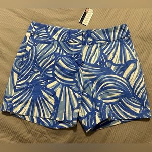 Vineyard vines patterned shorts size 0